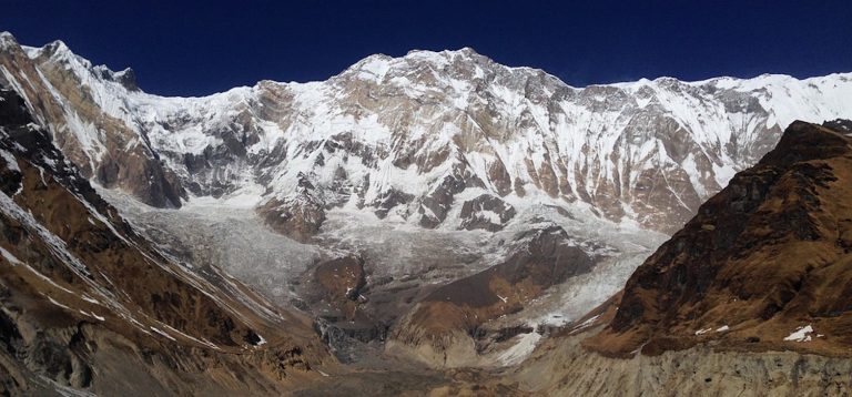 Annapurna, Kobusch abbandona Chulu Peaks: ecco cosa è successo Annapurna, Kobusch abbandona Chulu Peaks: ecco cosa è successo