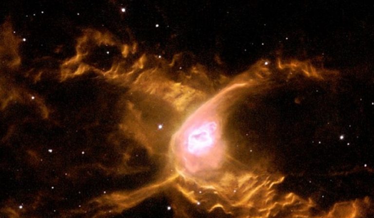 Astronomia, scoperto un oggetto luminoso che emette misteriose onde radio Astronomia, scoperto un oggetto luminoso che emette misteriose onde radio