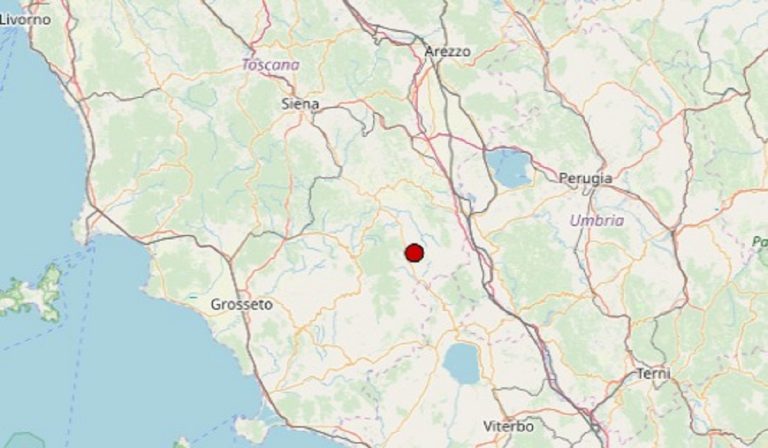 Terremoto in Toscana oggi, 1 dicembre 2019: scossa M 2.2 in provincia di Siena | Dati INGV Terremoto in Toscana oggi, 1 dicembre 2019: scossa M 2.2 in provincia di Siena | Dati INGV