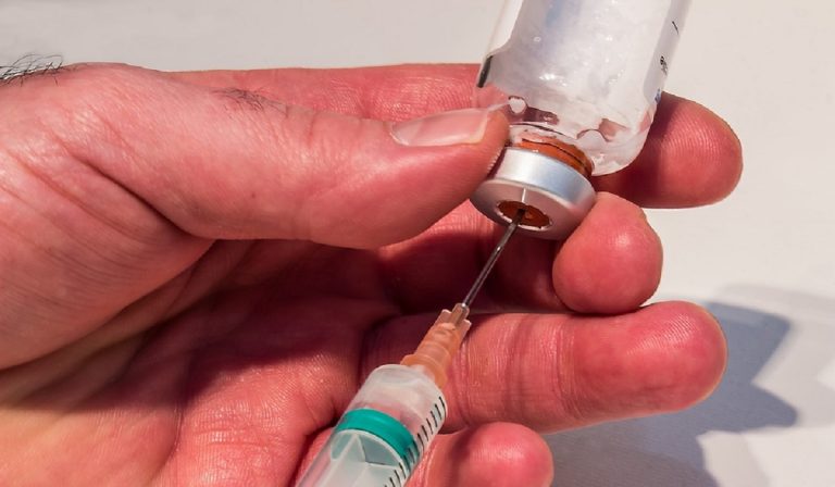 Antibiotico resistenza, scoperto un composto in grado di distruggere i batteri più resistenti Antibiotico resistenza, scoperto un composto in grado di distruggere i batteri più resistenti