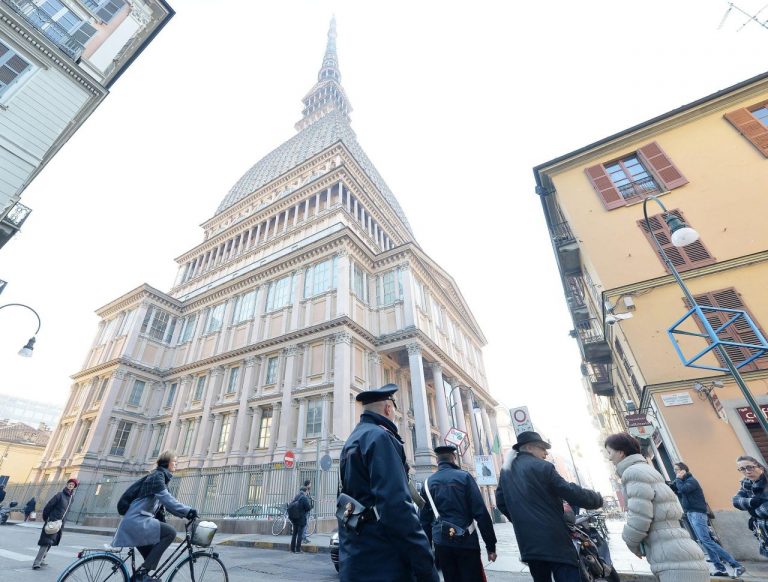 METEO TORINO – SOLE e stabilità, attenzione però alle GELATE, grazie all’inversione termica, i dettagli