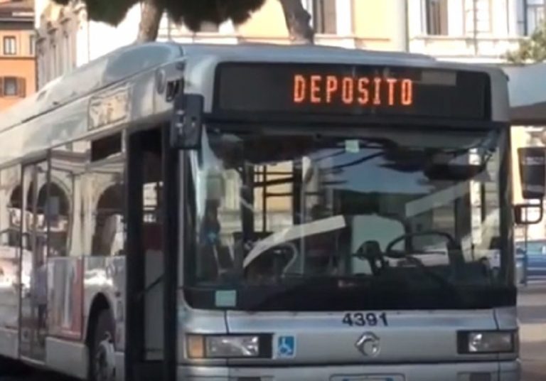 Sciopero trasporti Roma, lunedì 9 dicembre 2019: info stop bus, metro, tram, Atac e Cotral, orari, fasce di garanzia e previsioni meteo