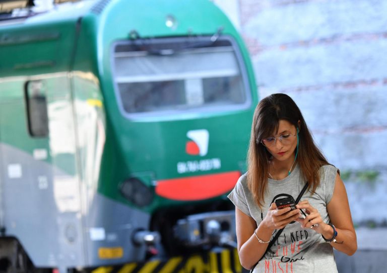 Sciopero trasporti Milano oggi, domenica 15 dicembre 2019: info e orari mezzi Trenord | Meteo Sciopero trasporti Milano oggi, domenica 15 dicembre 2019: info e orari mezzi Trenord | Meteo