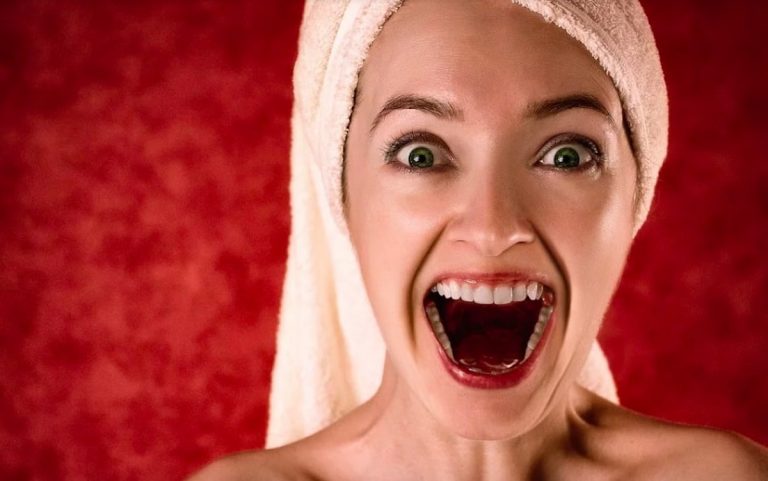 Lavarsi i denti fa bene al cuore: ecco perché Lavarsi i denti fa bene al cuore: ecco perché