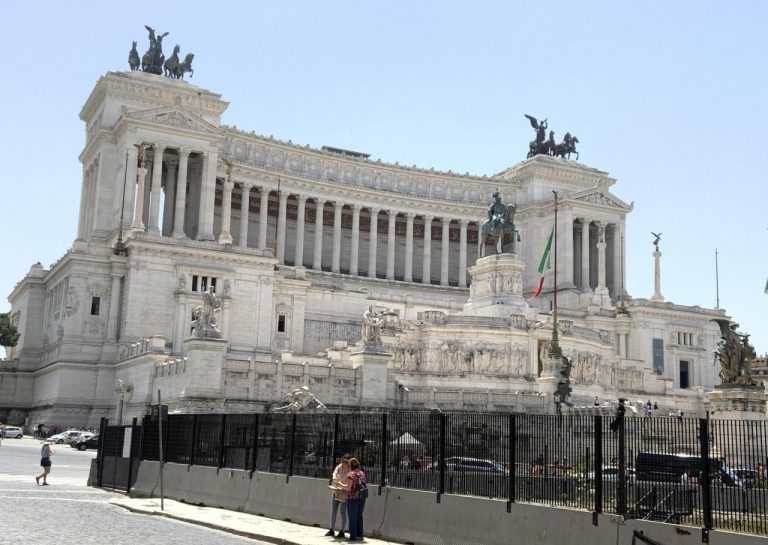 METEO ROMA – SOLE e STABILITA’ prevalente nei prossimi giorni sulla Capitale, temperature in aumento