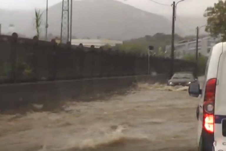 Maltempo In Liguria, Gravi Danni Causati Dal Forte Vento, Dirottati ...