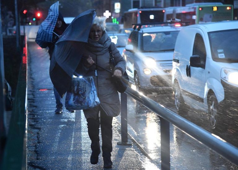 METEO – ONDATA di forte MALTEMPO in arrivo con NUBIFRAGI e raffiche di vento di BURRASCA o TEMPESTA nel Lazio, i dettagli