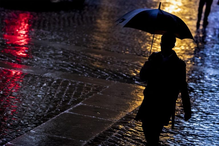 METEO ITALIA – Nuovo grave PEGGIORAMENTO in arrivo, NUBIFRAGI accompagnati da raffiche di vento fino a 100km/h, i dettagli