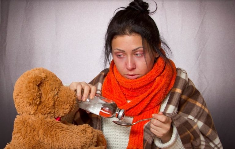 Influenza, circa 250mila italiani a letto: sintomi, cause e rimedi Influenza, circa 250mila italiani a letto: sintomi, cause e rimedi
