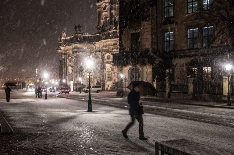 METEO ITALIA – L’anno inizierà con l’ANTICICLONE, ma torna presto il CRUDO INVERNO, con NEVE a BASSA QUOTA, i dettagli