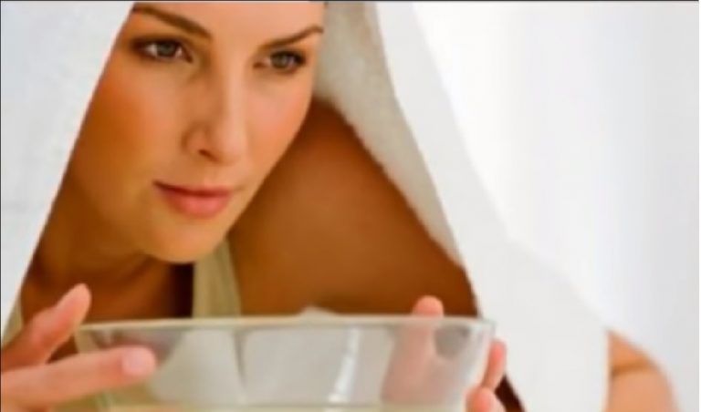 Rimedi naturali per curare raffreddore, tosse, mal di gola e per lenire i sintomi della sinusite Rimedi naturali per curare raffreddore, tosse, mal di gola e per lenire i sintomi della sinusite