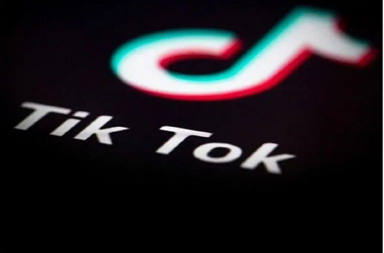 TikTok, ecco come si girano i video del social del momento