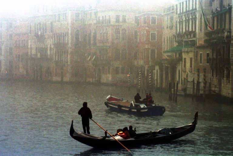 METEO VENEZIA – Tempo STABILE e ASCIUTTO grazie all’ANTICICLONE, ma torna la NEBBIA, i dettagli