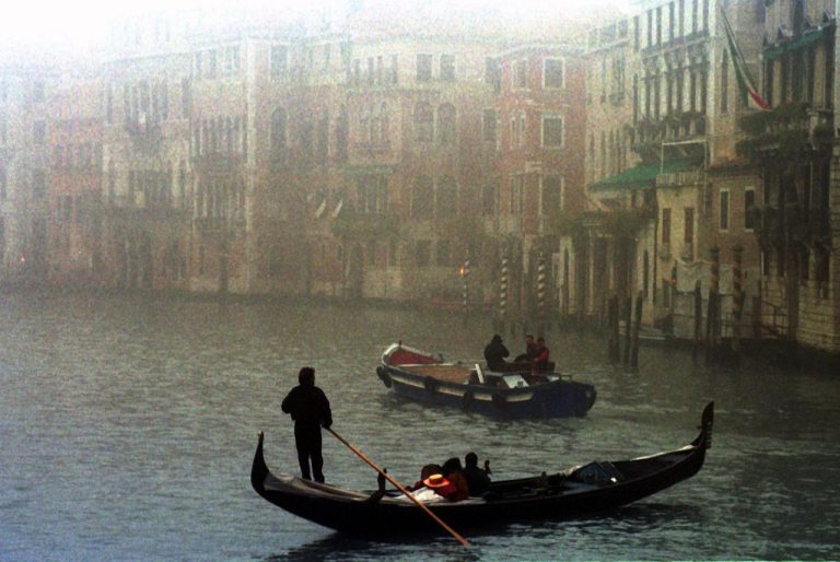 METEO VENEZIA – Tempo STABILE e ASCIUTTO grazie all’ANTICICLONE, ma torna la NEBBIA, i dettagli METEO VENEZIA – Tempo STABILE e ASCIUTTO grazie all’ANTICICLONE, ma torna la NEBBIA, i dettagli