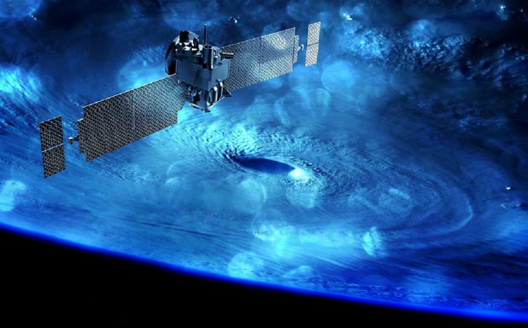 Il satellite Spaceway-1 potrebbe esplodere a breve a causa di un guasto alle batterie