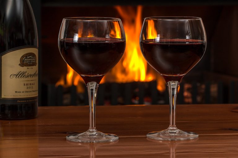 Il consumo moderato di alcol fa bene o male? Ecco i prodotti che potrebbero far bene alla salute Il consumo moderato di alcol fa bene o male? Ecco i prodotti che potrebbero far bene alla salute