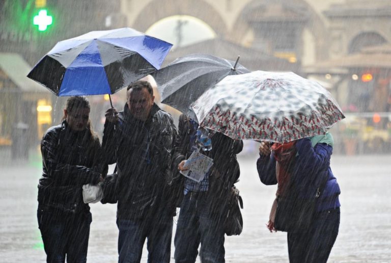 PREVISIONI METEO – FLUSSI ATLANTICI in ingresso provocano MALTEMPO in ITALIA, ecco dove e quando