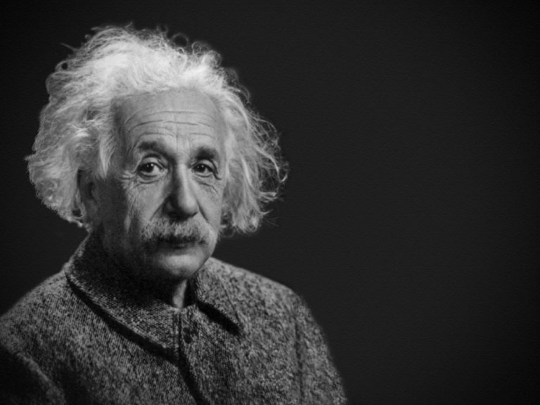 Scoperta luce dietro buco nero per la prima volta: Einstein aveva ragione Scoperta luce dietro buco nero per la prima volta: Einstein aveva ragione