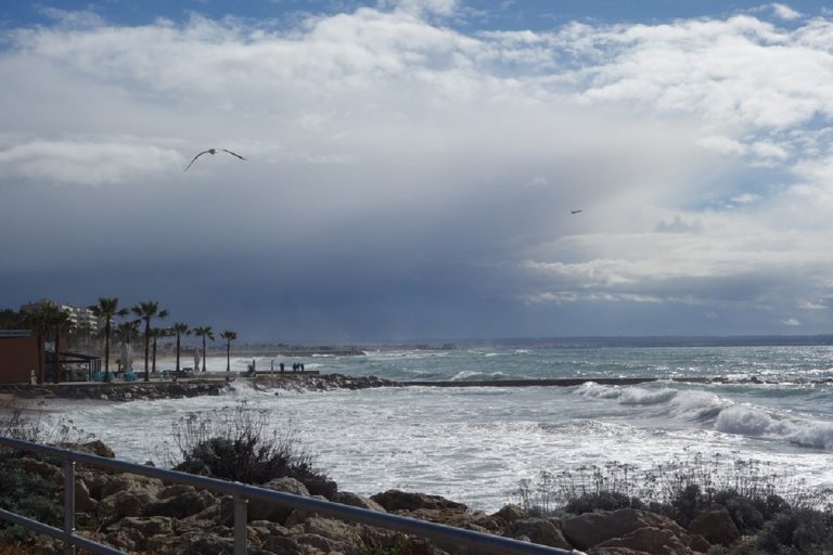 METEO GENOVA – Maltempo in arrivo nel prossimo weekend, ecco tutte le previsioni nei minimi dettagli