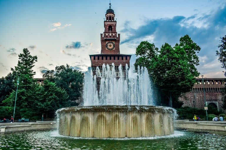 METEO MILANO: bel tempo e TEMPERATURE PRIMAVERILI, domani NUBI in aumento METEO MILANO: bel tempo e TEMPERATURE PRIMAVERILI, domani NUBI in aumento