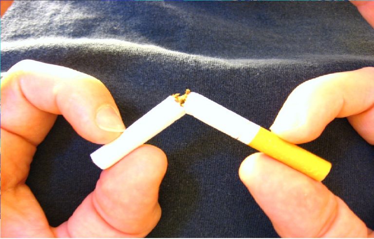 Smettere di fumare, gli scienziati non hanno dubbi: “Questi sono i metodi che si sono rivelati più efficaci…” Smettere di fumare, gli scienziati non hanno dubbi: “Questi sono i metodi che si sono rivelati più efficaci…”