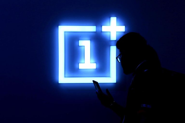 OnePlus 8, il primo resistente all’acqua. Trapelate le caratteristiche e il prezzo, a breve la presentazione