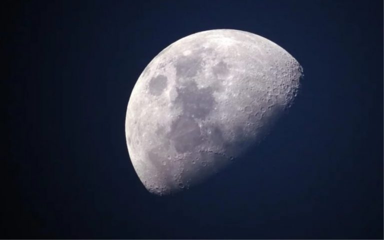 Il rover lunare cinese scopre la faccia nascosta della Luna