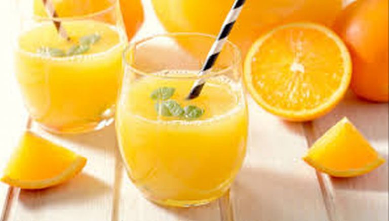 Bere succo d’arancia potrebbe avere molti più effetti sulla salute del cuore di quanto avremmo mai immaginato