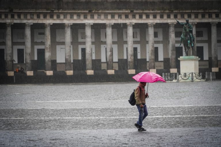 METEO NAPOLI – SOLE per la giornata odierna,  PIOGGE e TEMPORALI da domani, ecco tutti i dettagli