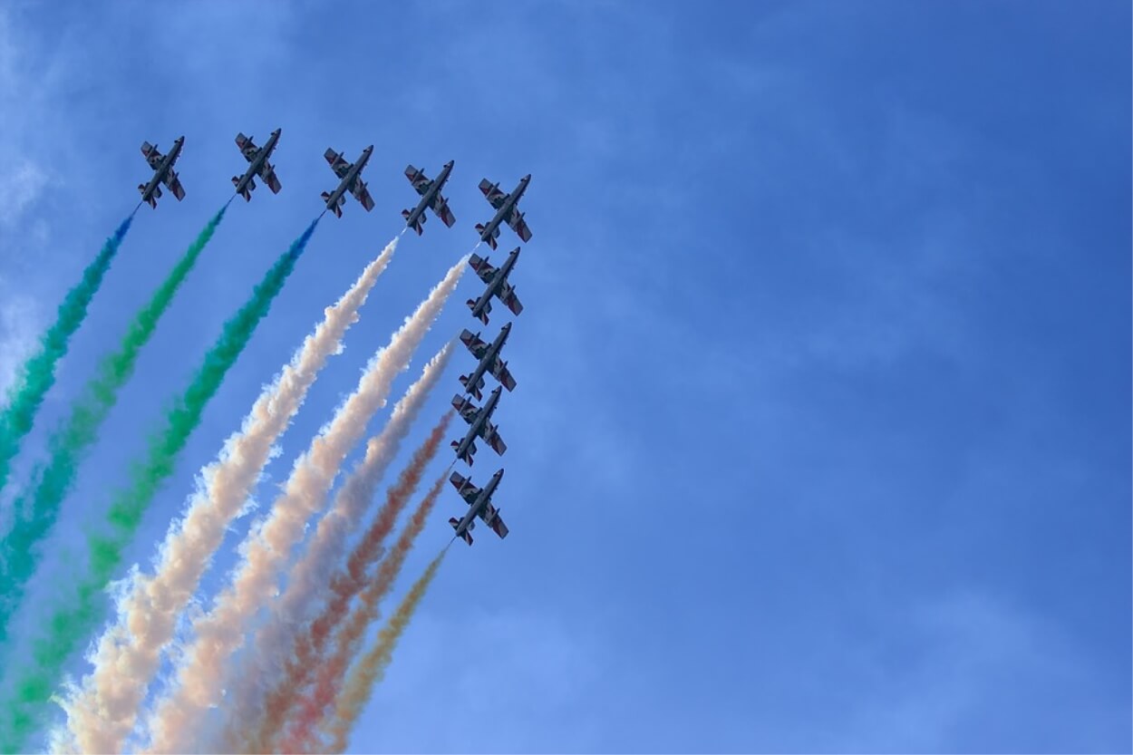 Frecce Tricolori a Pozzuoli programma AirShow data orari e