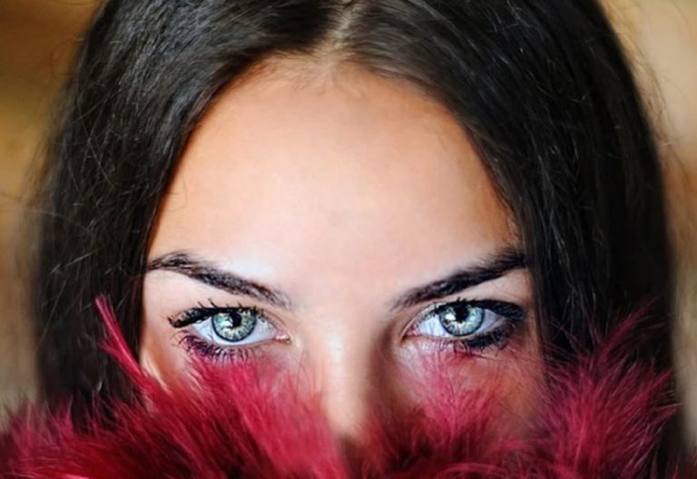 Occhi Azzurri La Scienza Sfata Due Falsi Miti In Realta Non Esistono E Non Si Trasmettono