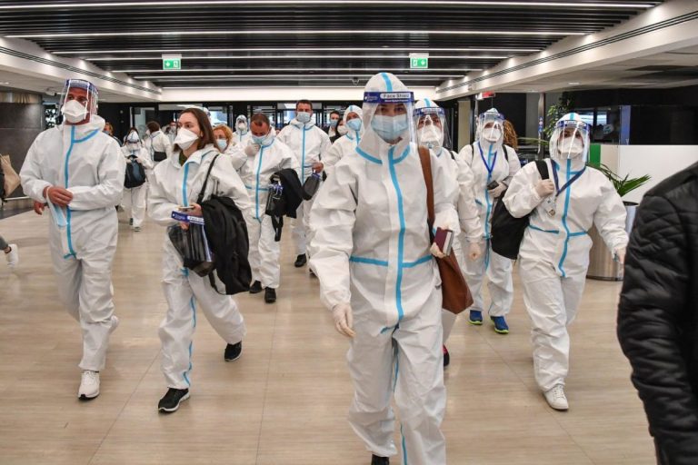 Coronavirus, focolaio nella Rsa di Greve in Chianti (Firenze): in tutto sono 39 i positivi Coronavirus, focolaio nella Rsa di Greve in Chianti (Firenze): in tutto sono 39 i positivi