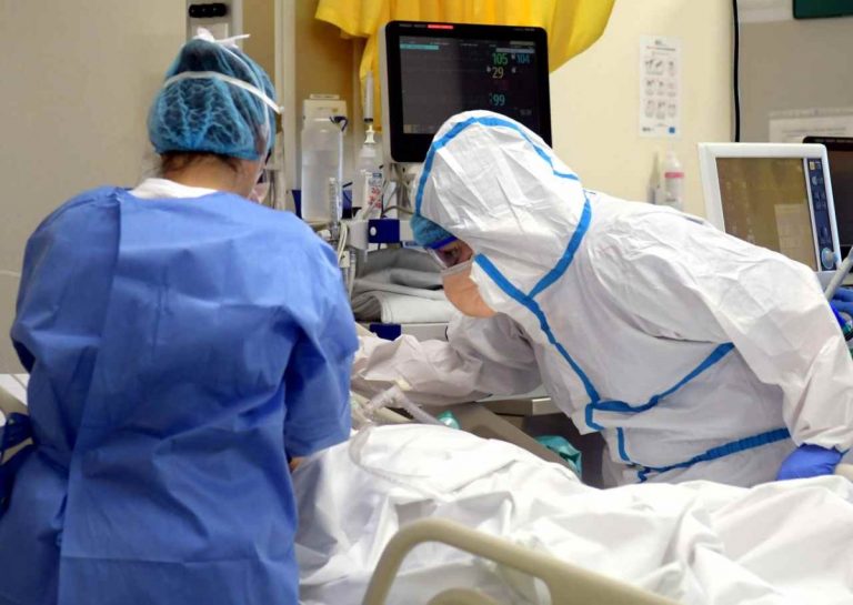 Coronavirus Sicilia, 160 positivi a Vittoria, chiuse due scuole, si teme una nuova zona rossa Coronavirus Sicilia, 160 positivi a Vittoria, chiuse due scuole, si teme una nuova zona rossa