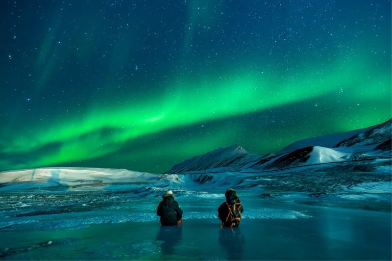 L’ISS cattura due incantevoli fenomeni terrestri in un’unica immagine: ecco di cosa si tratta L’ISS cattura due incantevoli fenomeni terrestri in un’unica immagine: ecco di cosa si tratta