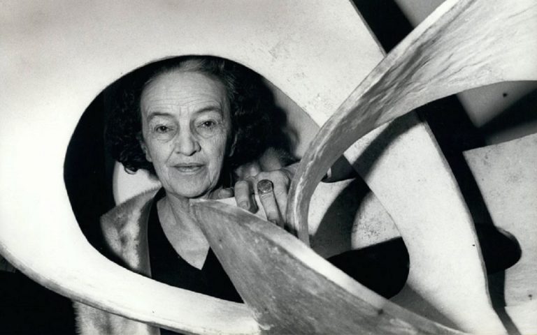 Barbara Hepworth, ecco chi è e perchè è diventata famosa in tutto il mondo: il doodle di oggi