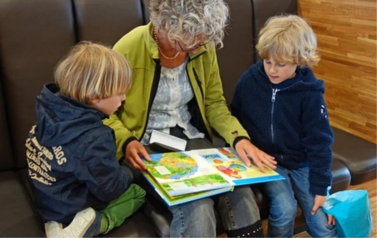 Festa dei nonni, ecco cos’è e perchè si festeggia oggi 2 ottobre – Meteo e almanacco del giorno Festa dei nonni, ecco cos’è e perchè si festeggia oggi 2 ottobre – Meteo e almanacco del giorno