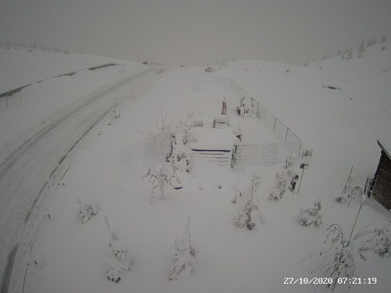 METEO – La NEVE fa copiosamente ritorno sulle ALPI, in seguito ANTICICLONE a gogo METEO – La NEVE fa copiosamente ritorno sulle ALPI, in seguito ANTICICLONE a gogo