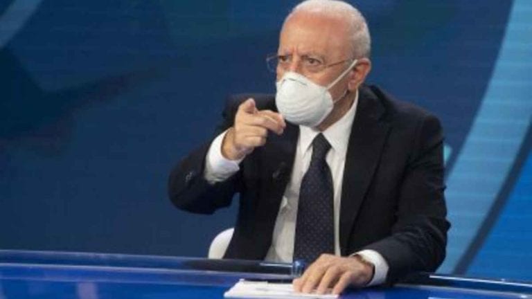 Coronavirus, l’assurdo caso della Campania: nonostante il lockdown la situazione non migliora Coronavirus, l’assurdo caso della Campania: nonostante il lockdown la situazione non migliora