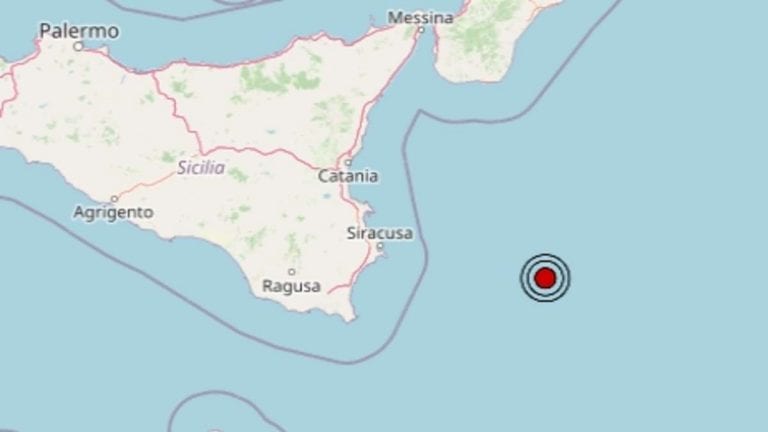 Terremoto in Italia oggi, venerdì 13 novembre 2020, scossa M 2.4 mar Ionio meridionale – Dati Ingv Terremoto in Italia oggi, venerdì 13 novembre 2020, scossa M 2.4 mar Ionio meridionale – Dati Ingv