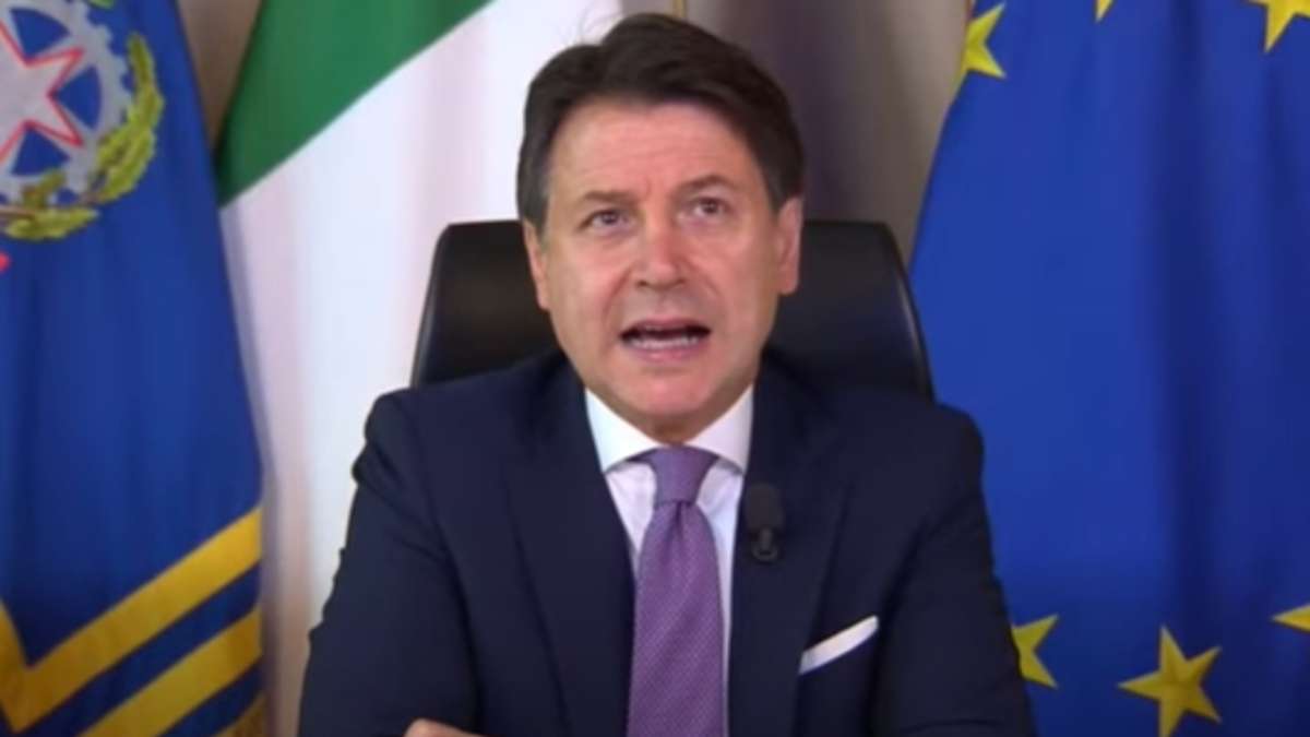 Covid 19 Nuovo Dpcm 3 Dicembre Governo Al Lavoro Su Due Ipotesi Per Consentire Di Festeggiare Natale E Capodanno