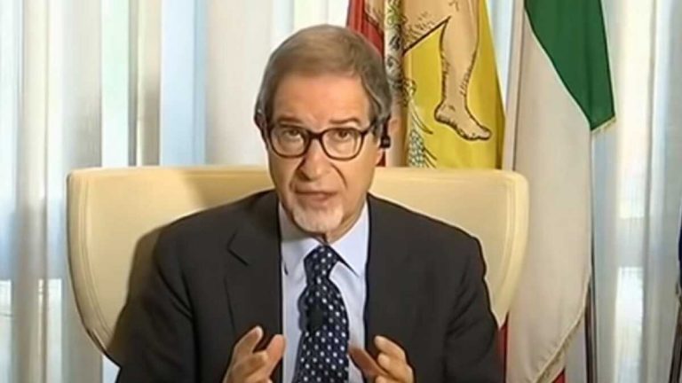 Coronavirus Sicilia, il presidente Musumeci firma l’ordinanza: la regione siciliana passa in giallo, ecco cosa si potrà fare Coronavirus Sicilia, il presidente Musumeci firma l’ordinanza: la regione siciliana passa in giallo, ecco cosa si potrà fare