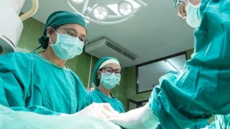 Covid, pazienti intubati senza sedativi in Brasile: ‘ Catastrofe umanitaria’ secondo Medici senza frontiere 