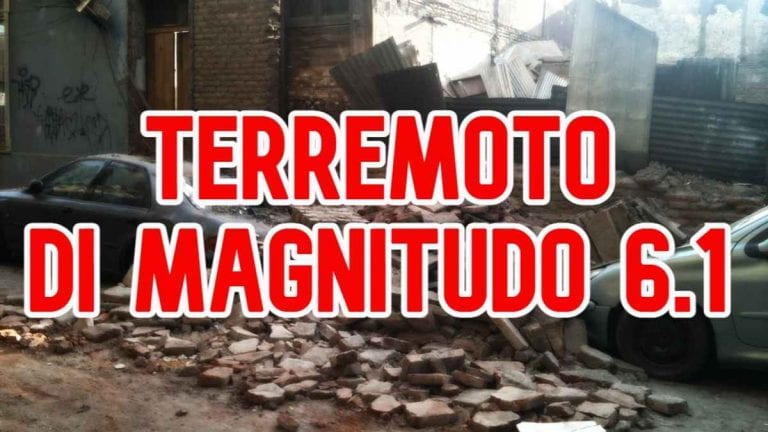 Violenta scossa di terremoto provoca crolli, feriti e almeno due morti in India: danni molto gravi. Il VIDEO