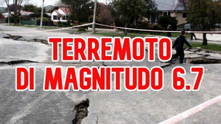 Violentissimo terremoto M 6.7 scuote zona sismica: trema intensamente la terra per diversi km. Emergono dei lievi danni a distanza di ore del sisma in Mongolia, tutti i dettagli