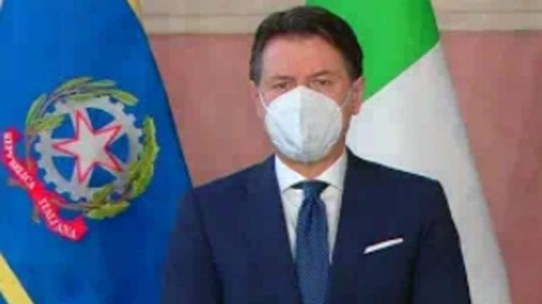 Coronavirus, Conte: ‘Affrontato un anno difficilissimo, il nuovo sarà quello del riscatto.’, le parole del premier