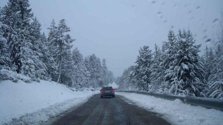 METEO – NEVE in atto a bassissima quota su parte dell’ITALIA, ecco dove e la tendenza