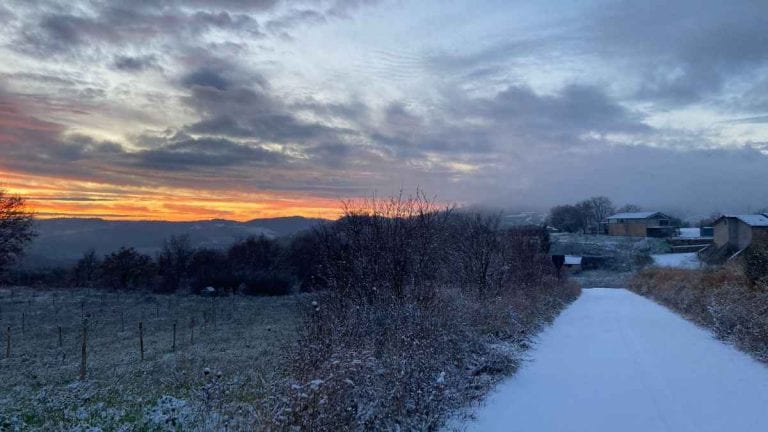 METEO – Dopo un WEEKEND di NEVE e GELO la settimana inizia con il bel tempo, le previsioni per l’ITALIA METEO – Dopo un WEEKEND di NEVE e GELO la settimana inizia con il bel tempo, le previsioni per l’ITALIA
