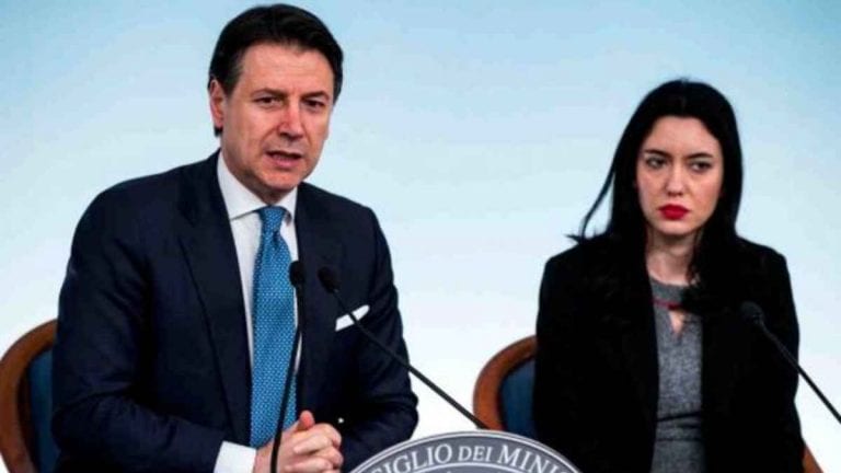 Coronavirus e scuola, importanti novità in arrivo? Ecco le due ipotesi sul tavolo per gli Esami di Stato. Tutti i dettagli