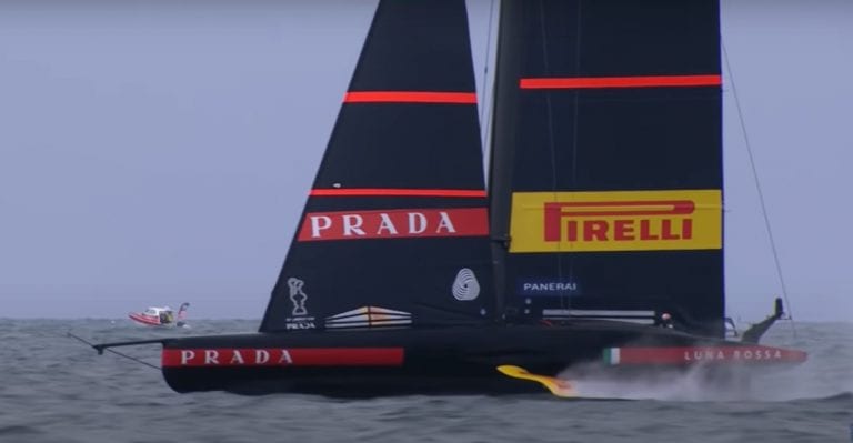 Risultato Prada Cup 2021, Luna Rossa perde ancora con Ineos e va in semifinale con American Magic, classifica  e meteo