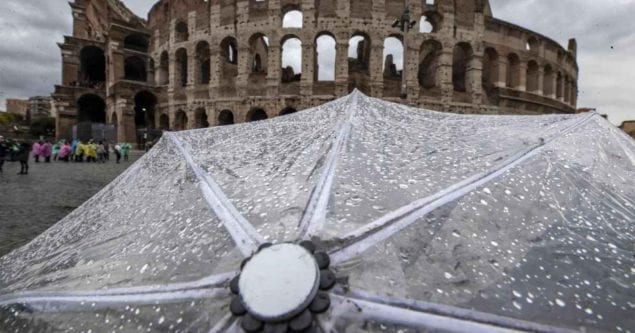 METEO ROMA - Nubi sparse con rischio PIOGGIA, poi STOP all'INVERNO con l'arrivo di una fase mite; ecco le previsioni